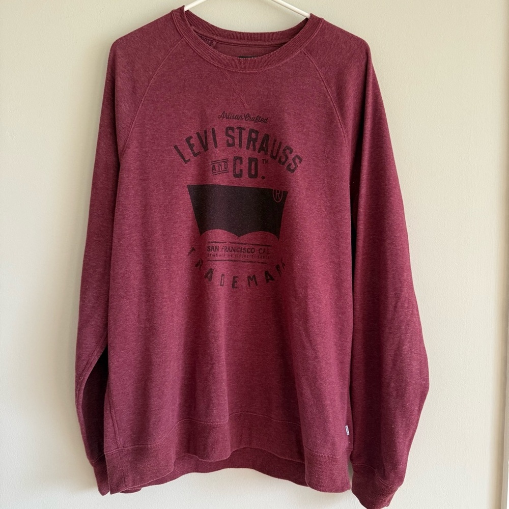 Levi's Men's sweatshirt